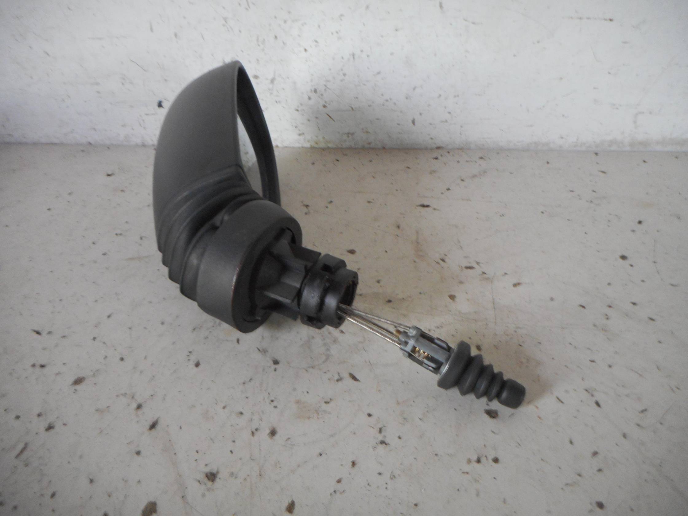 Retrovisore est. dx.